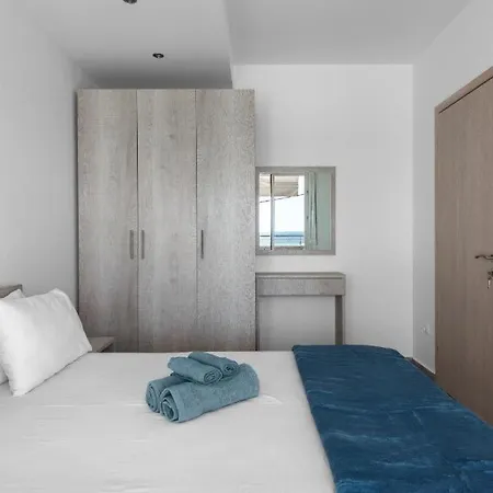 Blue Horizon 5 *